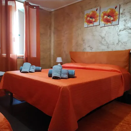 Arena Family Oda ve Kahvaltı 3*