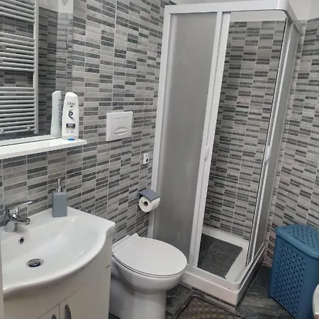 Arena Family Oda ve Kahvaltı Fagnano Castello